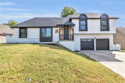 5807 Noland Rd, Shawnee, KS, 66216-1660 | Card Image