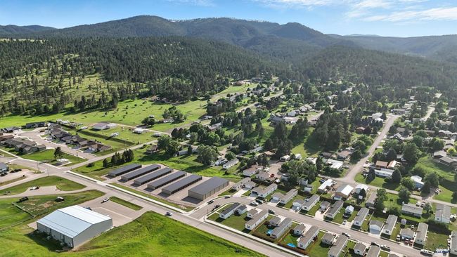 3053 Trailhead Loop, House other with 3 bedrooms, 2 bathrooms and null parking in Sturgis SD | Image 11