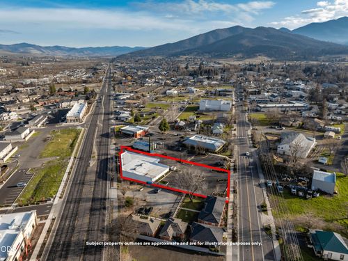 209 N Pacific Highway, Talent, OR, 97540 | Card Image