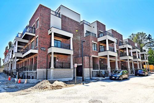 104-15100 Yonge St, Aurora, ON, L4G1M2 | Card Image