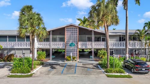 apt-204-2151 Ne 42nd Ct, Lighthouse Point, FL, 33064-9048 | Card Image
