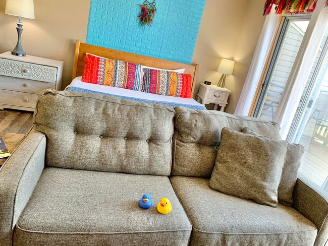 Sofa | Image 12