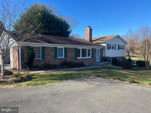 2736 Calkins Rd, Herndon, VA, 20171-2030 | Card Image