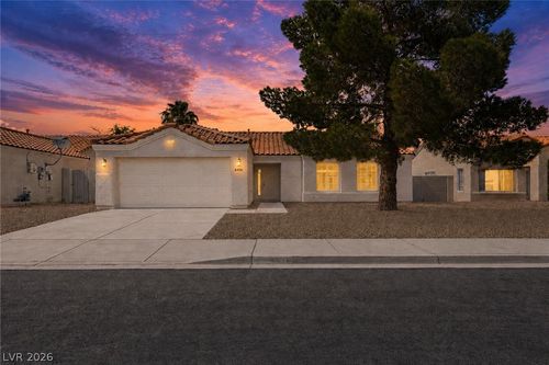 4436 Summer Glen Ln, North Las Vegas, NV, 89031-0216 | Card Image