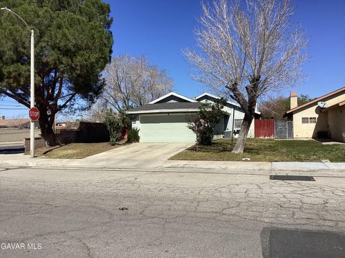 1305 E Avenue J3, Lancaster, CA, 93535-3929 | Card Image