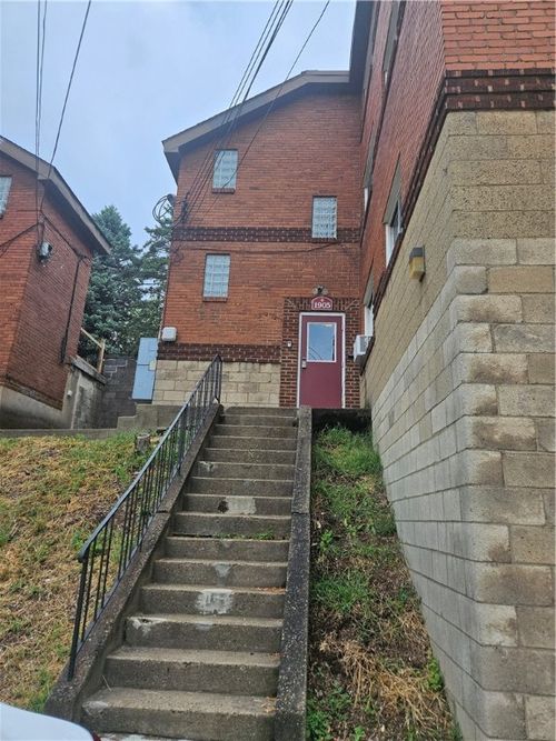 apt-7-1905 Hanover St, Swissvale, PA, 15218-2454 | Card Image