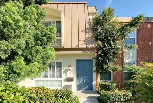 740 N Fairhaven St, Anaheim, CA, 92801-4002 | Card Image