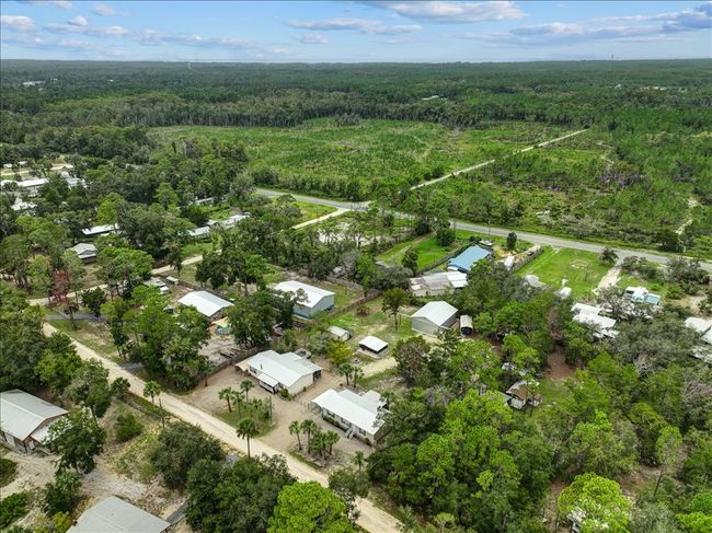 1415 Cedar St Ne, House other with 3 bedrooms, 2 bathrooms and 1 parking in Steinhatchee FL | Image 32