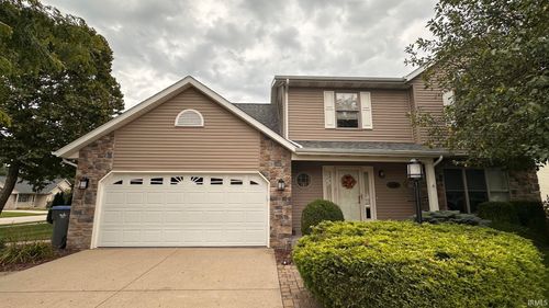1238 Crimson Leaf Dr, Goshen, IN, 46526-6283 | Card Image