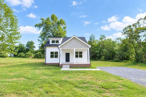 6665 Hester Rd, Springfield, TN, 37172-6495 | Card Image