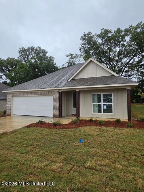 361 Willow Way, Canton, MS, 39046-3137 | Card Image
