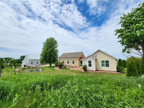 3010 Cth U, WHITE OAK SPRINGS, WI, 53586 | Card Image