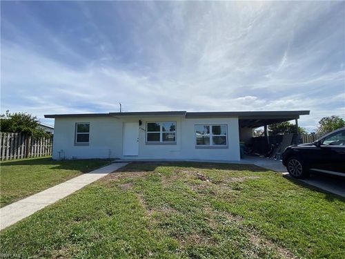 21043 Gladis Ave, PORT CHARLOTTE, FL, 33952-4319 | Card Image