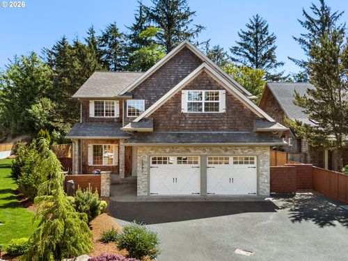 1390 Sea Ridge Ln, Gearhart, OR, 97138-7375 | Card Image