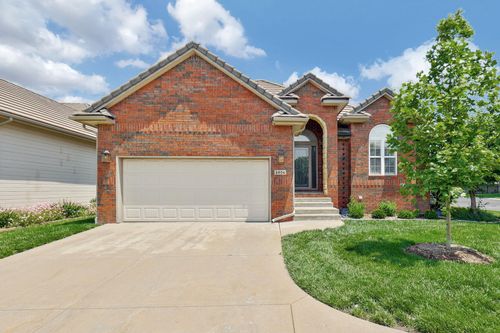 2806 N Plumthicket St, Wichita, KS, 67226-2174 | Card Image