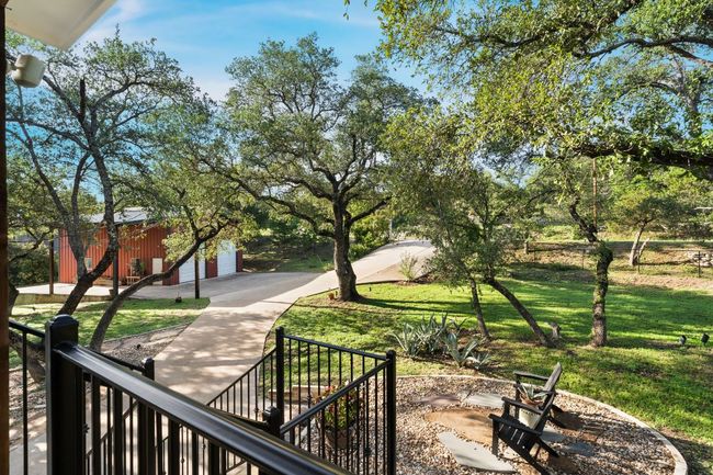 Front yard with huge beautiful live oak trees | Image 8
