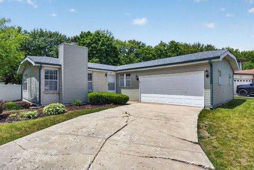 72 White Oaks Rd, Matteson, IL, 60443-1084 | Card Image