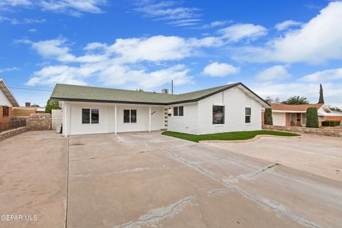3202 Wedgewood Dr, El Paso, TX, 79925-4305 | Card Image