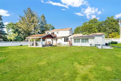 25 Beech St, Nanuet, NY, 10954-1309 | Card Image