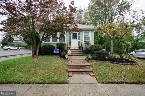 4 W Homestead Ave, COLLINGSWOOD, NJ, 08108-1905 | Card Image