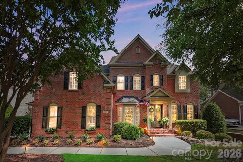 16601 Doves Canyon Ln, Charlotte, NC, 28278-8111 | Card Image