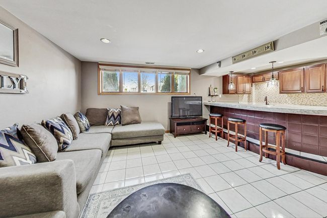 4238 N New England Ave, House other with 5 bedrooms, 3 bathrooms and 2 parking in Harwood Heights IL | Image 23