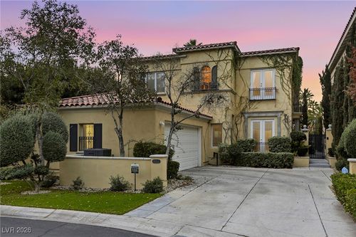 9053 Opus Dr, Las Vegas, NV, 89117-5737 | Card Image