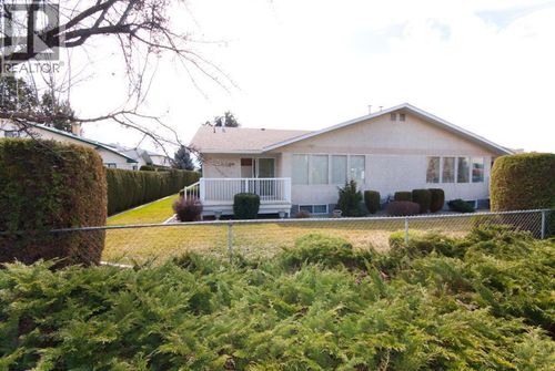 2-1209 Brookside Ave, Kelowna, BC, V1Y5T5 | Card Image