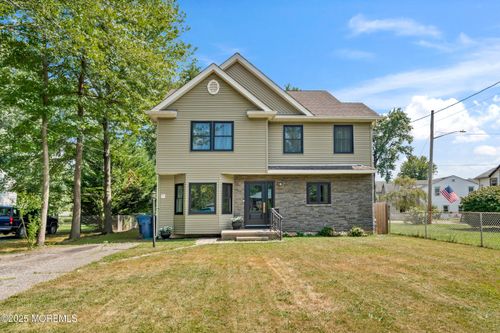 1584 Holly Rd, North Brunswick, NJ, 08902-2619 | Card Image