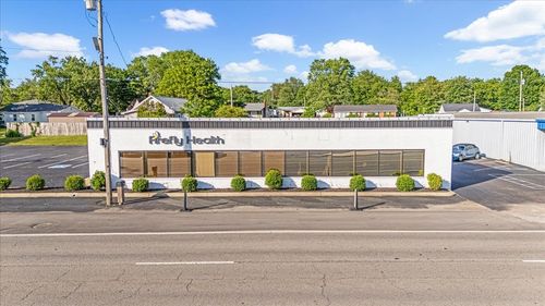 421 N Broadway, Portland, TN, 37148-1750 | Card Image