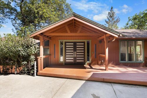 18136 Chaparral Dr, Penn Valley, CA, 95946-9685 | Card Image