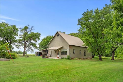 2049 Cr 2300, Caney, KS, 67333-8540 | Card Image