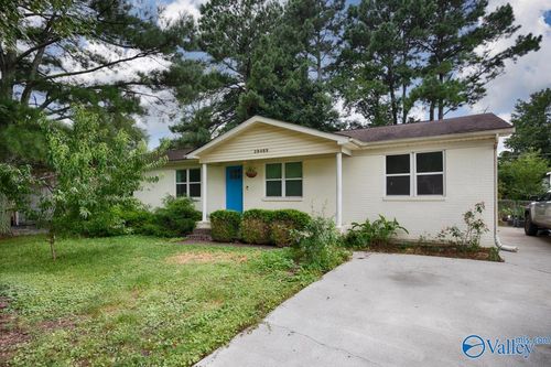 29469 8th Ave E, Ardmore, AL, 35739-8049 | Card Image