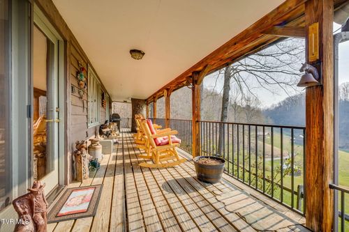 341 Hawk Drive, Gate City, VA, 24251 | Card Image