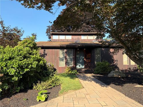 953 Nevada St, Brackenridge, PA, 15014-1123 | Card Image