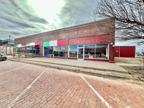 115 W Broadway Ave, Tulia, TX, 79088-2237 | Card Image