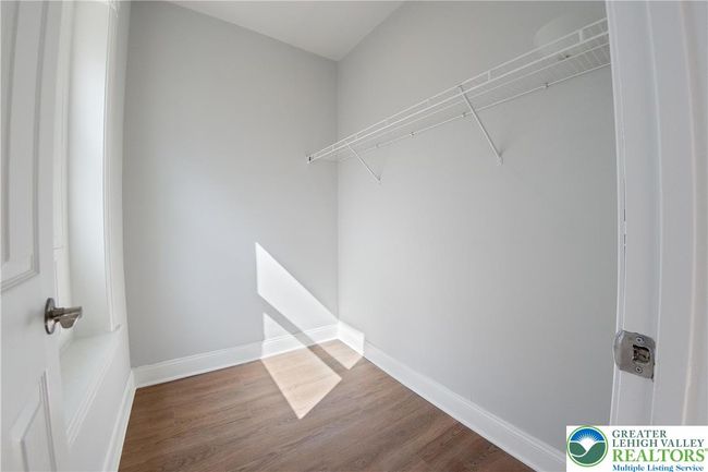 827 W Linden St, Condo with 11 bedrooms, 8 bathrooms and 3 parking in Allentown PA | Image 9