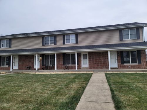 unit-a-112 Colonial Pkwy, Yorkville, IL, 60560-2264 | Card Image
