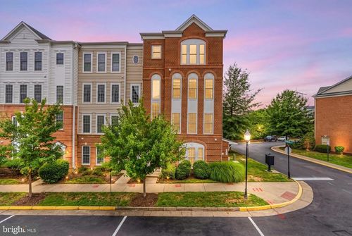 2361 Brookmoor Ln, WOODBRIDGE, VA, 22191-4083 | Card Image