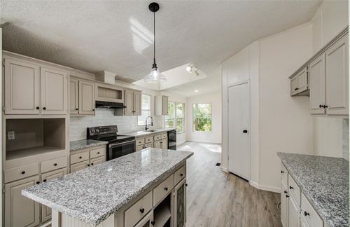 796 County Road 373, Splendora, TX, 77372-4673 | Card Image