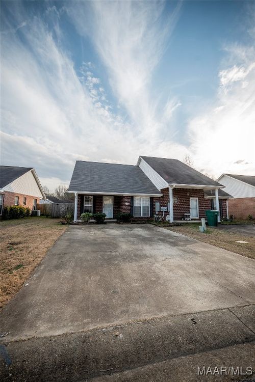 325 James Dr, Millbrook, AL, 36054-2845 | Card Image