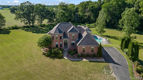 5715 Crest Ct, Dexter, MI, 48130-8618 | Card Image