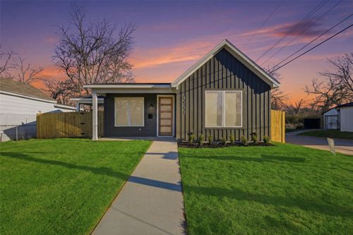 4222 Copeland Street, Dallas, TX, 75210 | Card Image