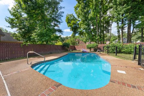 6683 Kirby Oaks Ln, Memphis, TN, 38119-8331 | Card Image