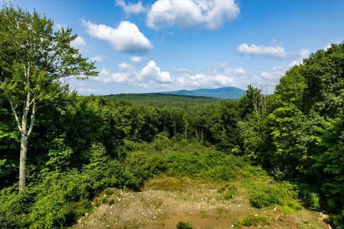 121-3-121 Battle St, Webster, NH, 03303-7700 | Card Image