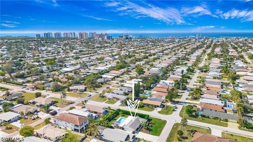 800 100th Ave N, NAPLES, FL, 34108-2242 | Card Image