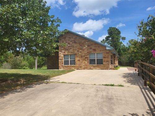 236 Makaha Dr, Bastrop, TX, 78602-4701 | Card Image