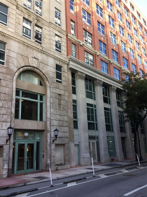 apt-706-111 E Flagler St, Miami, FL, 33131-1108 | Card Image
