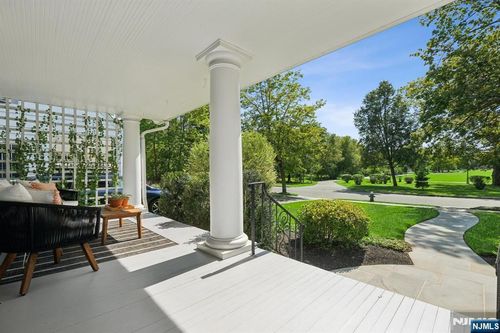 17 Parkway, Montclair, NJ, 07042-2308 | Card Image