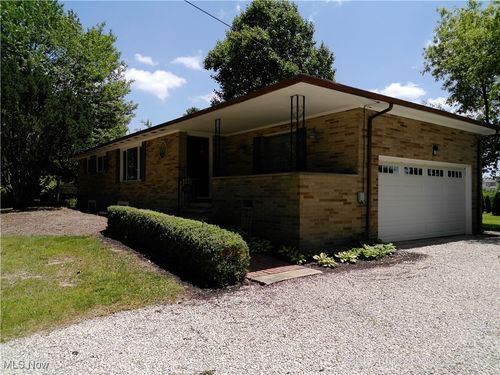 5192 Center Rd, Brunswick, OH, 44212-3216 | Card Image